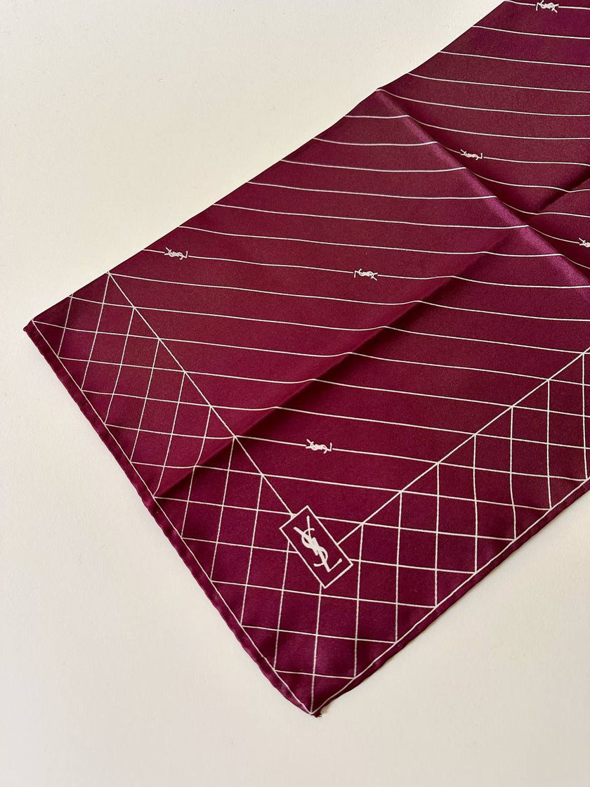 Mini foulard vintage Yves Saint Laurent bordeaux con loghi avorio