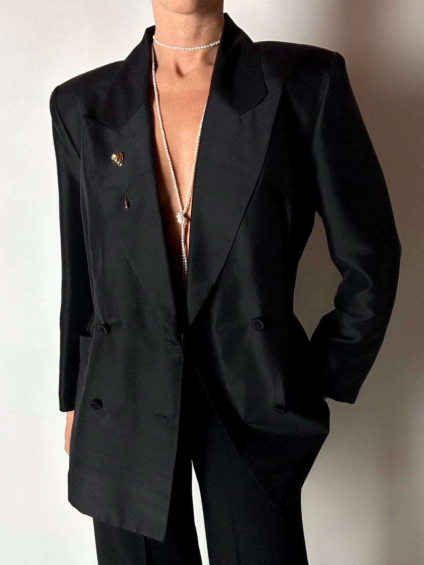 Spillone vintage Yves Saint Laurent dorato con pepita martellata