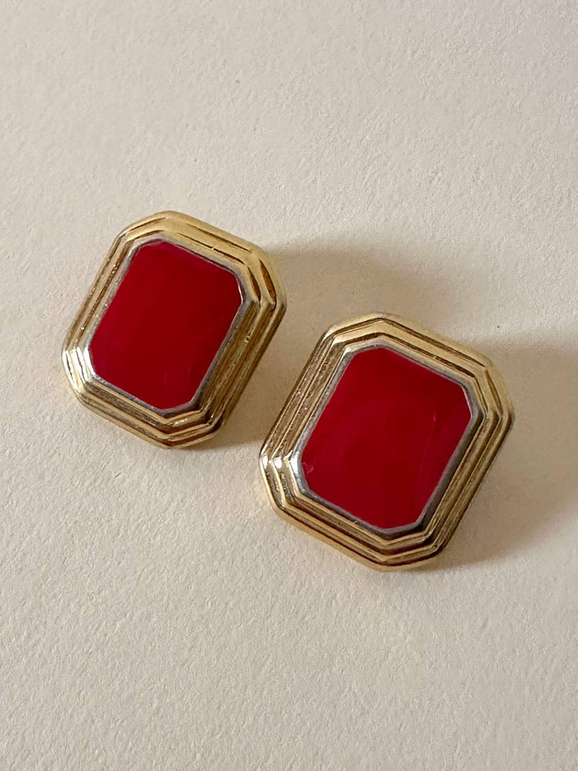 Clip ottagonali in metallo oro e smalto rosso