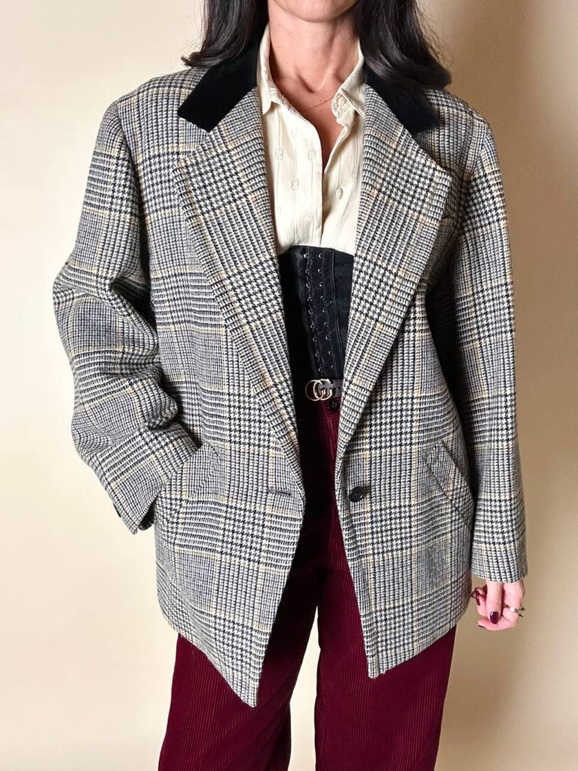 Blazer Guy Laroche in lana Principe di Galles con colletto in velluto nero