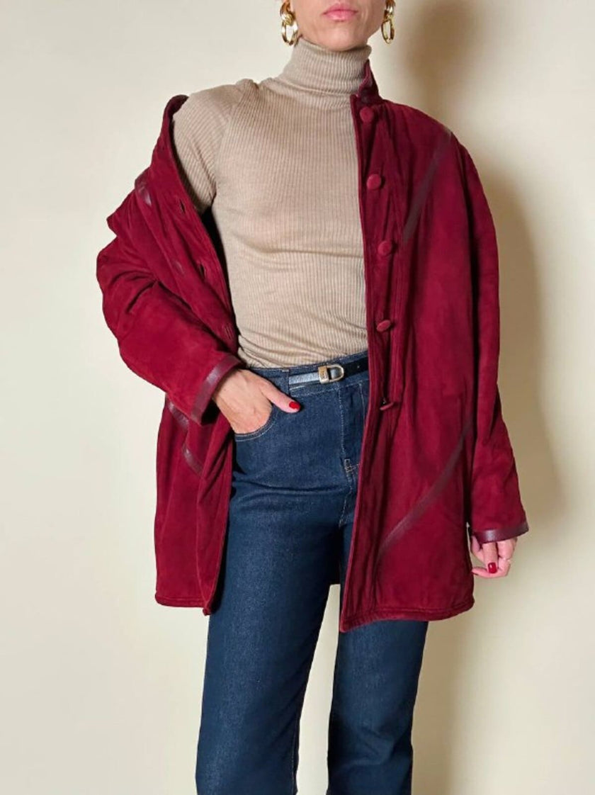 Giacca in suede borgogna con riporti in pelle e con interno in lana mélange in tinta