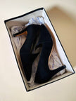 Décolleté in suede nero con taglio a punta “Yves Saint Laurent”