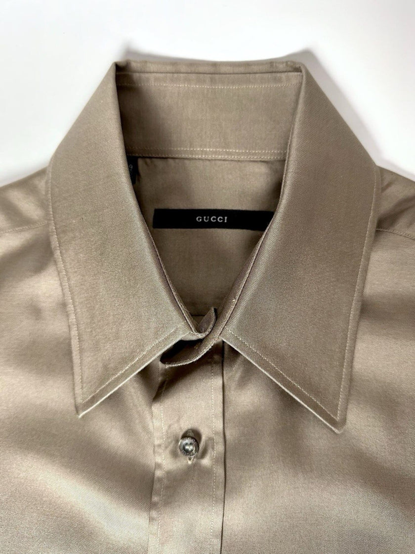 Vintage Gucci dove-grey silk shirt with mother-of-pearl buttons and French cuffs