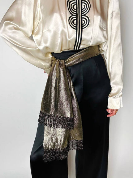 Sciarpa vintage Yves Saint Laurent in lamé di seta oro con frange e logo YSL ricamato