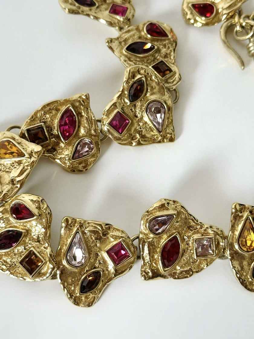 Vintage Yves Saint Laurent Collier mit herzförmigen Elementen und eingefassten, mehrfarbigen Kristallen