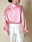 Camicia con fiocco al collo in raso di seta rosa 