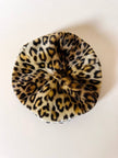 Basco in peluche leopardato “La maison de la fausse fourrure Paris”