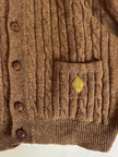 Kardigan von Yves Saint Laurent aus karamellfarbener Wolle mit Logo-Knöpfen von Berlebeck