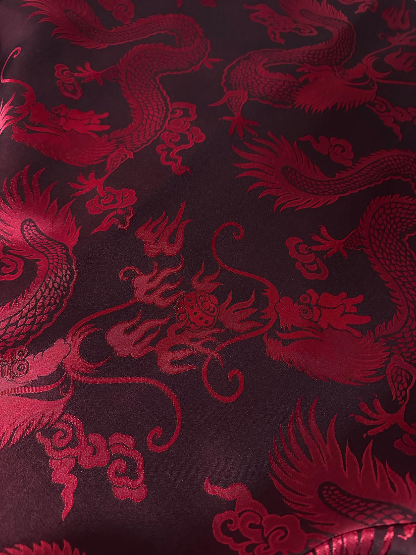 Giacca vintage in tessuto jacquard bordeaux con draghi cinesi e alamari
