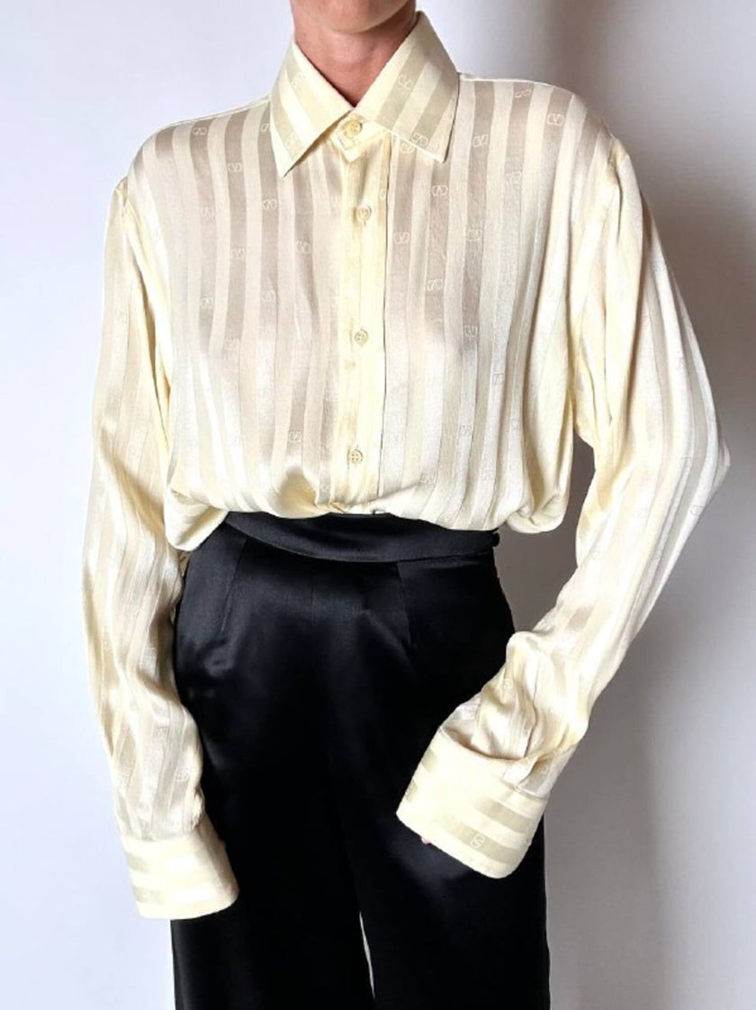 Chemise vintage en soie Valentino Garavani ivoire à rayures avec logos all-over
