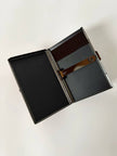 Porta sigarette-carte di credito-biglietti da visita vintage Fendi in metallo con motivo FF in smalto rosso