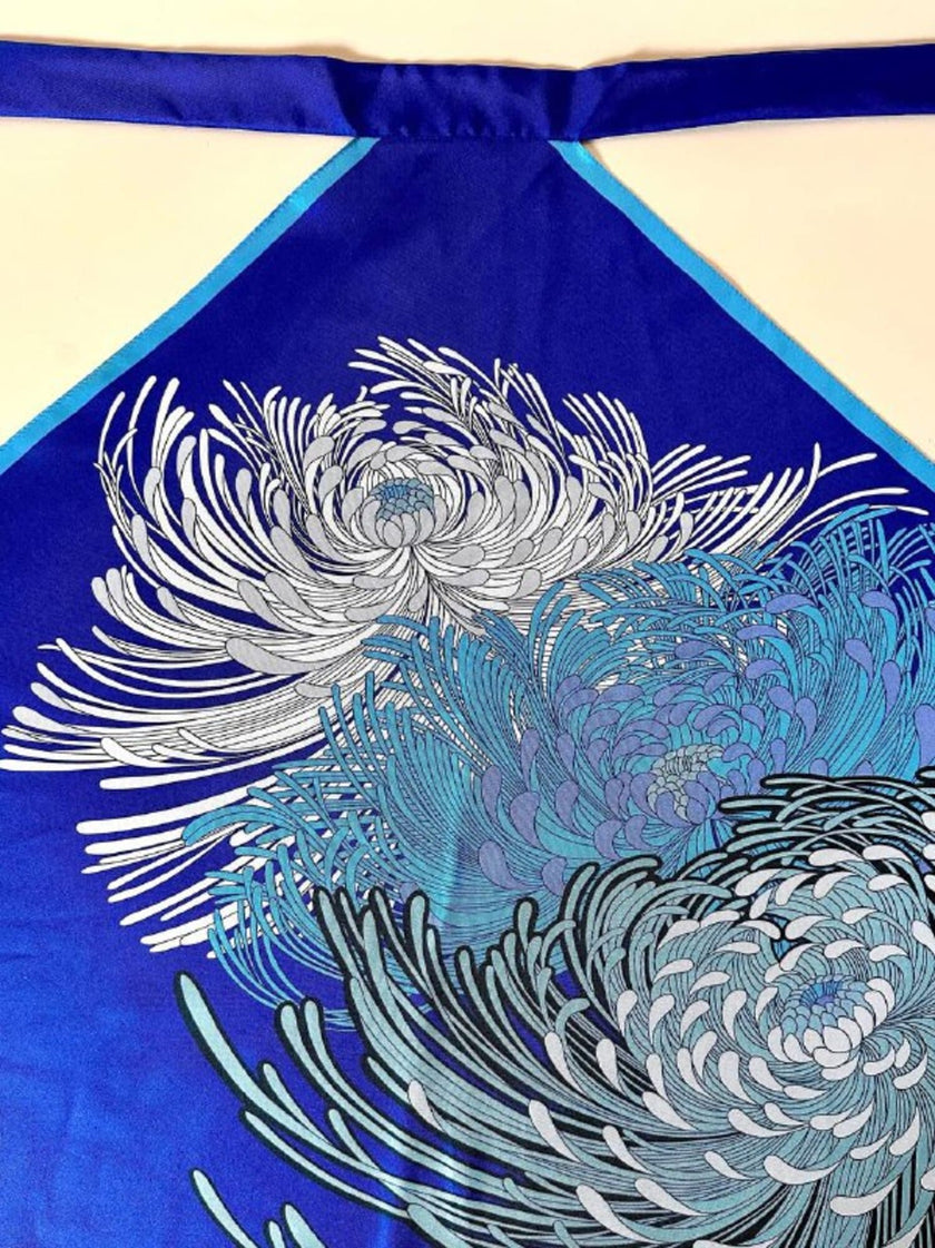 Top a fazzoletto in pura seta fantasia floreale nei toni blu “Gucci”