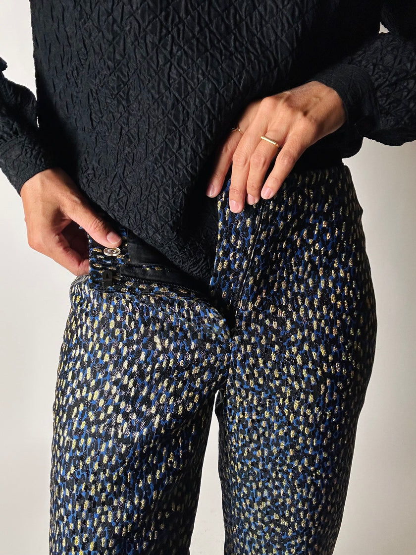 Pantalone a trombetta Merchant Archive in jacquard lamé bluette nero e oro