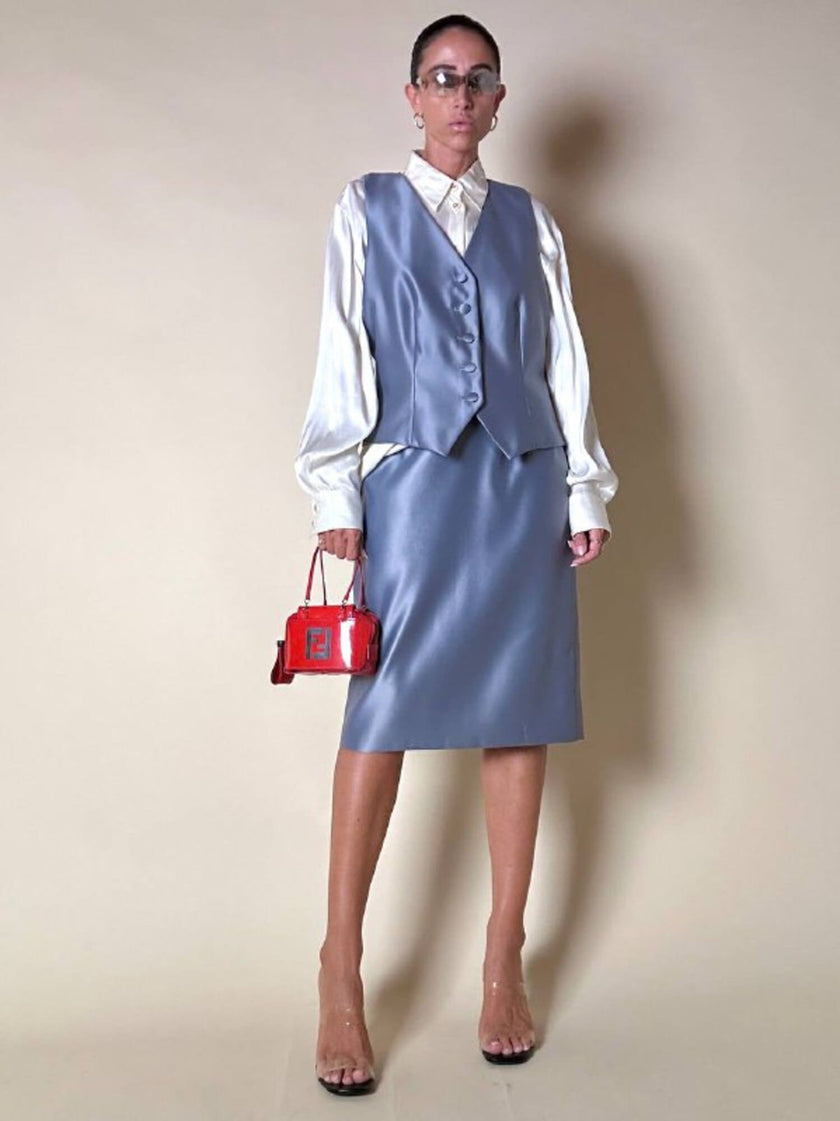 Completo gonna/gilet in raso grigio azzurro “Yves Saint Laurent”