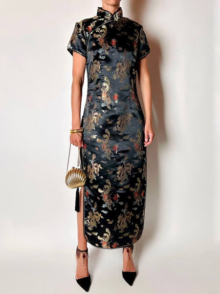 Qipao vintage in raso jacquard nero fantasia orientale con draghi e fenici