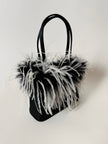 Borsa vintage in raso nero con piume di struzzo bianche e nere