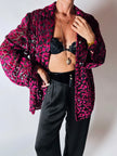 Camicia vintage in velluto dévoré amarena e lurex nero con motivo animalier