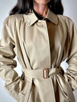 Vintage Burberry’s Trenchcoat aus beigem Gabardine mit passendem Gürtel und Check-Futter