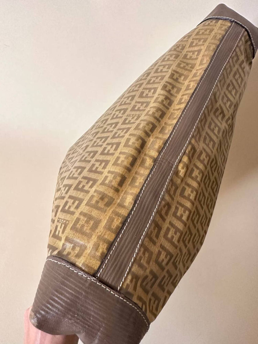 Tote bag vintage Fendi in tela monogram e marrone con finiture in pelle tortora