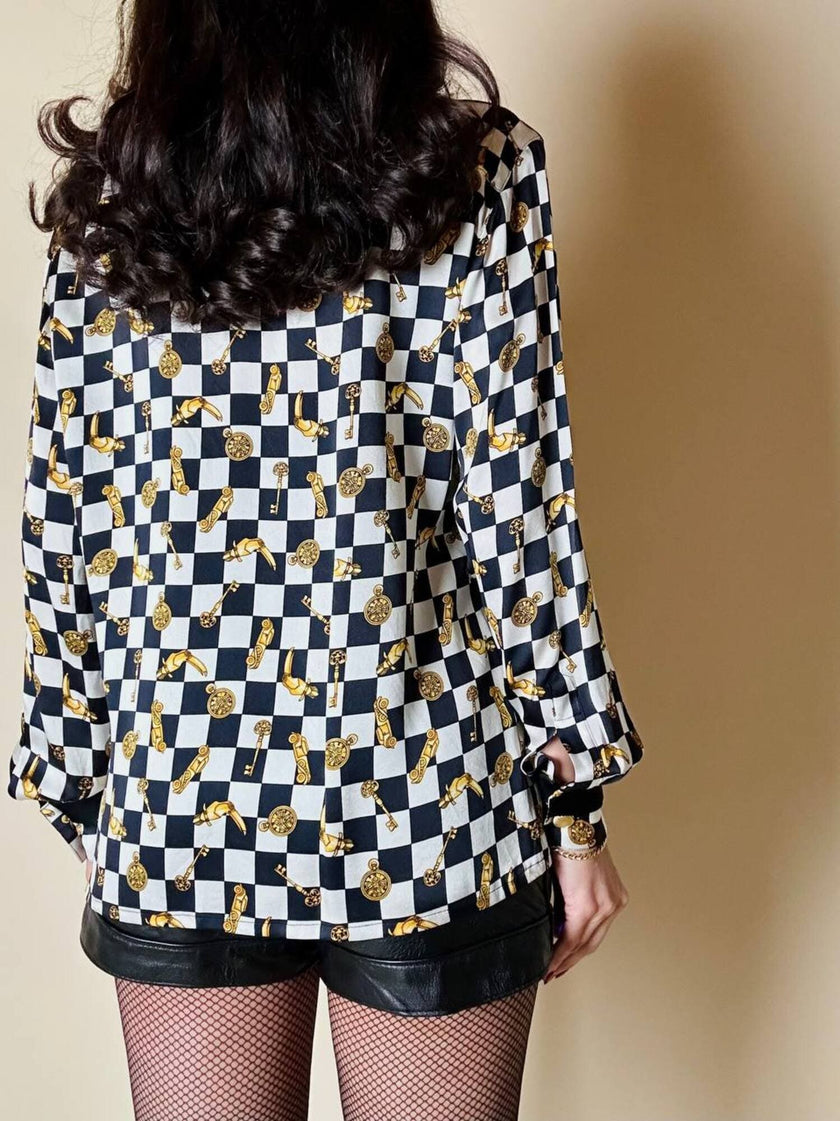 Camicia in raso di seta a scacchi con fiocco al collo “Escada”