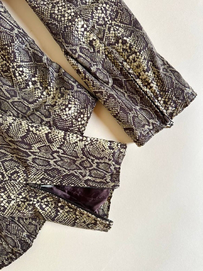 Ensemble Yvan & Marzia in tessuto stretch fantasia pitone