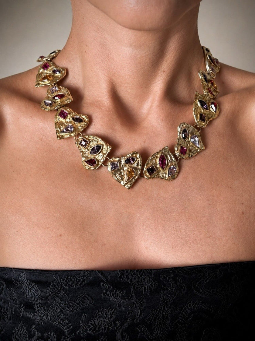 Vintage Yves Saint Laurent Collier mit herzförmigen Elementen und eingefassten, mehrfarbigen Kristallen