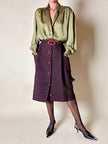 Gonna sartoriale A-Line in lana bouclé grigio antracite e rosso con bottoni in pelle