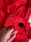 Camicia vintage Yves Saint Laurent in raso jaquard rosso con bottoni neri