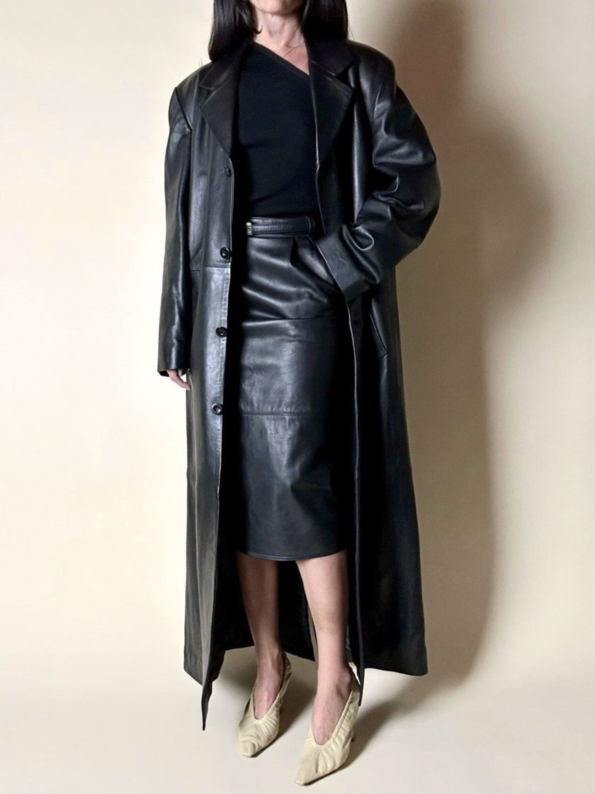 Maxi cappotto vintage in pelle nera Real Leather con fodera matelassé
