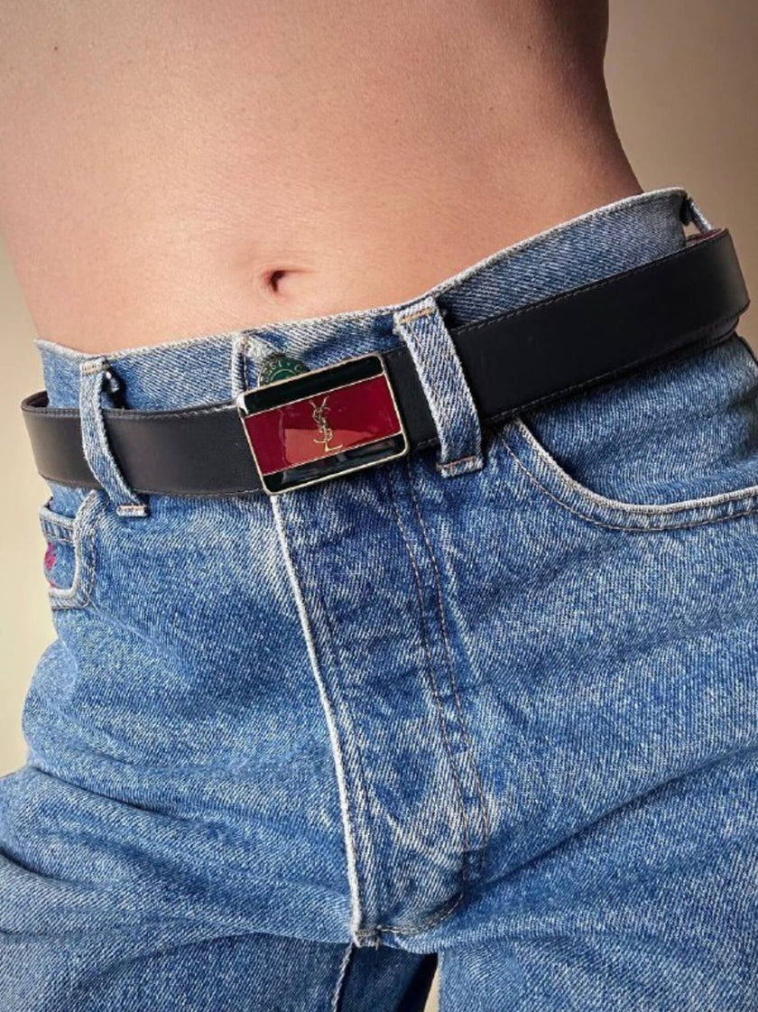 Cintura vintage Yves Saint Laurent double face blu navy e bordeaux con fibbia smaltata con logo YSL