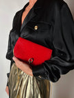 Borsa vintage in vernice rossa stampa coccodrillo con tracolla a catena dorata