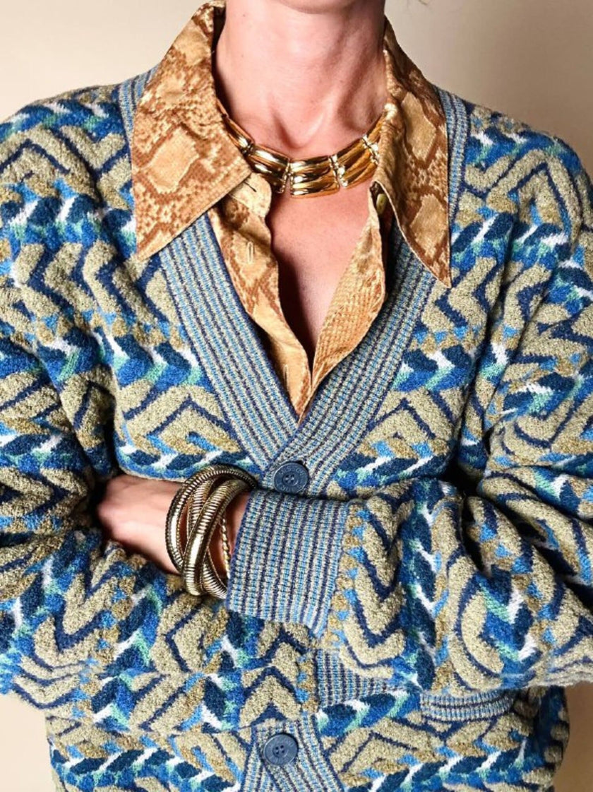 Cardigan Missoni Sport con pattern geometrico e trama tridimensionale nei toni del verde e blu