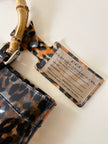 Clever Carriage Co. Tote-Bag aus leopardenmuster-PVC mit Griffen aus echtem Bambus
