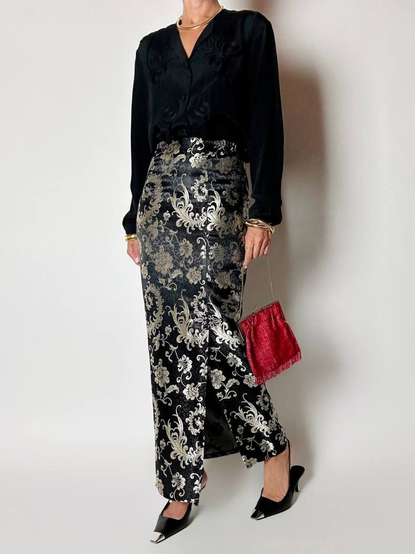 Gonna lunga a tubino in raso jacquard nero e platino fantasia floreale