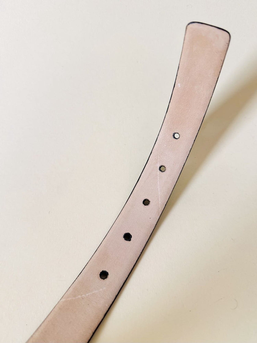 Cintura in pelle nera con fibbia rettangolare dorata “Yves Saint Laurent”