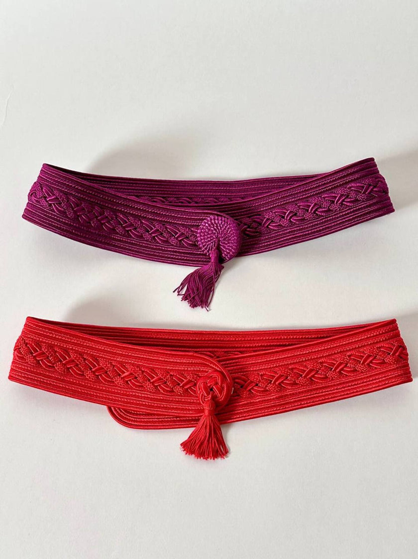 Cintura vintage rossa realizzata con intreccio di passamanerie e nappa couture