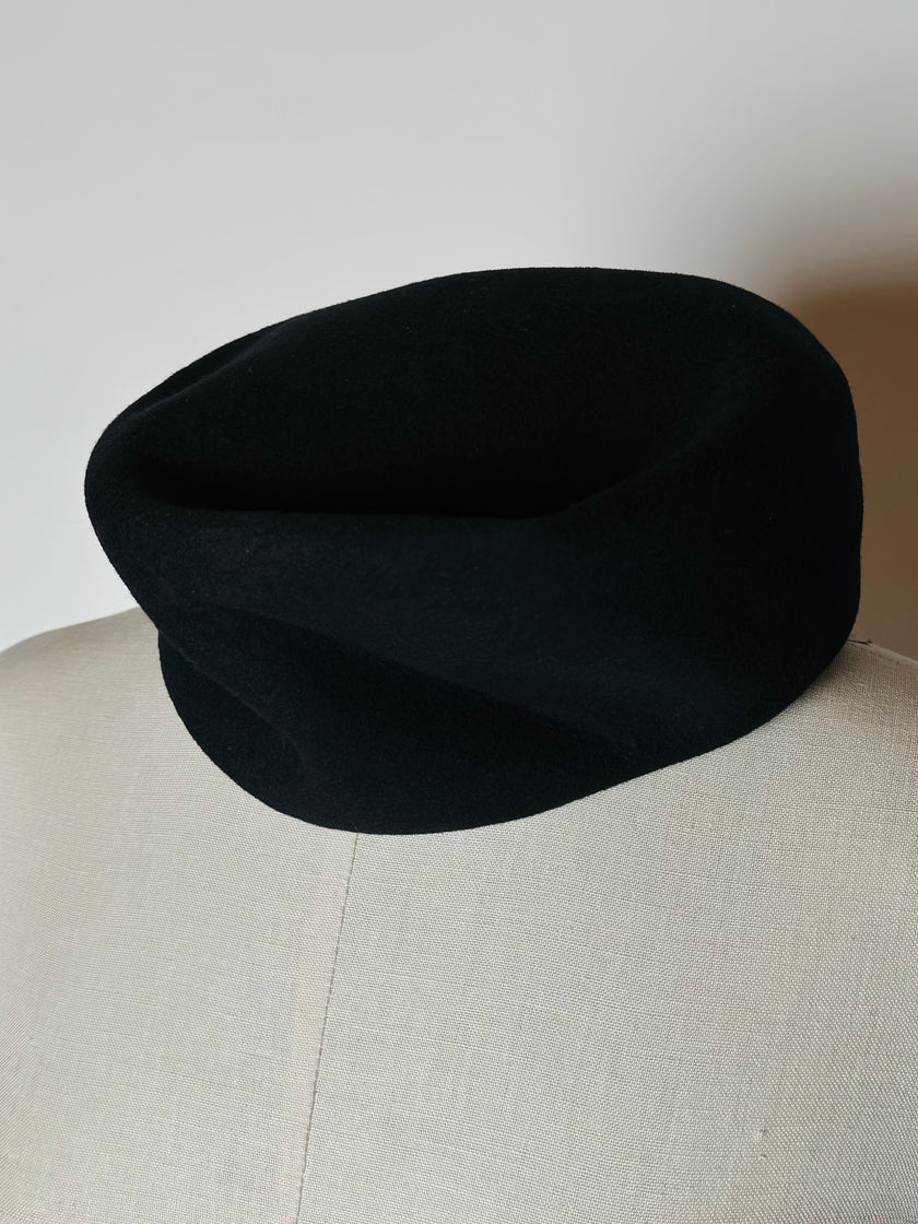 Cappello vintage Benetton modelllo Pillbox in lana nera nuovo con cartellino