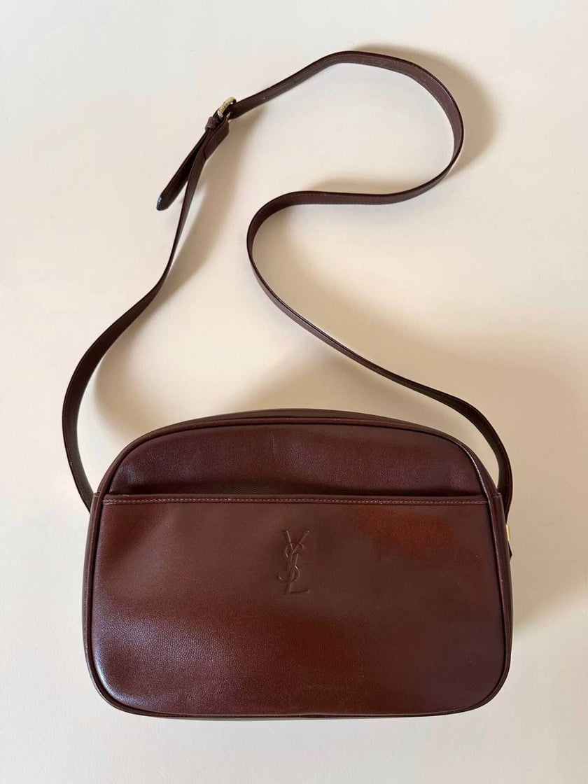 Borsa bandoulière Yves Saint Laurent in pelle marrone castagna con logo a caldo