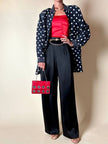 Completo oversize nero a pois bianchi in Cupro “Divina”