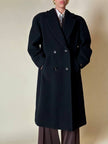 Cappotto doppiopetto oversize in lana nera