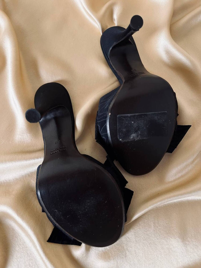 Sabot con fiocco e tacco a spillo “La Perla”