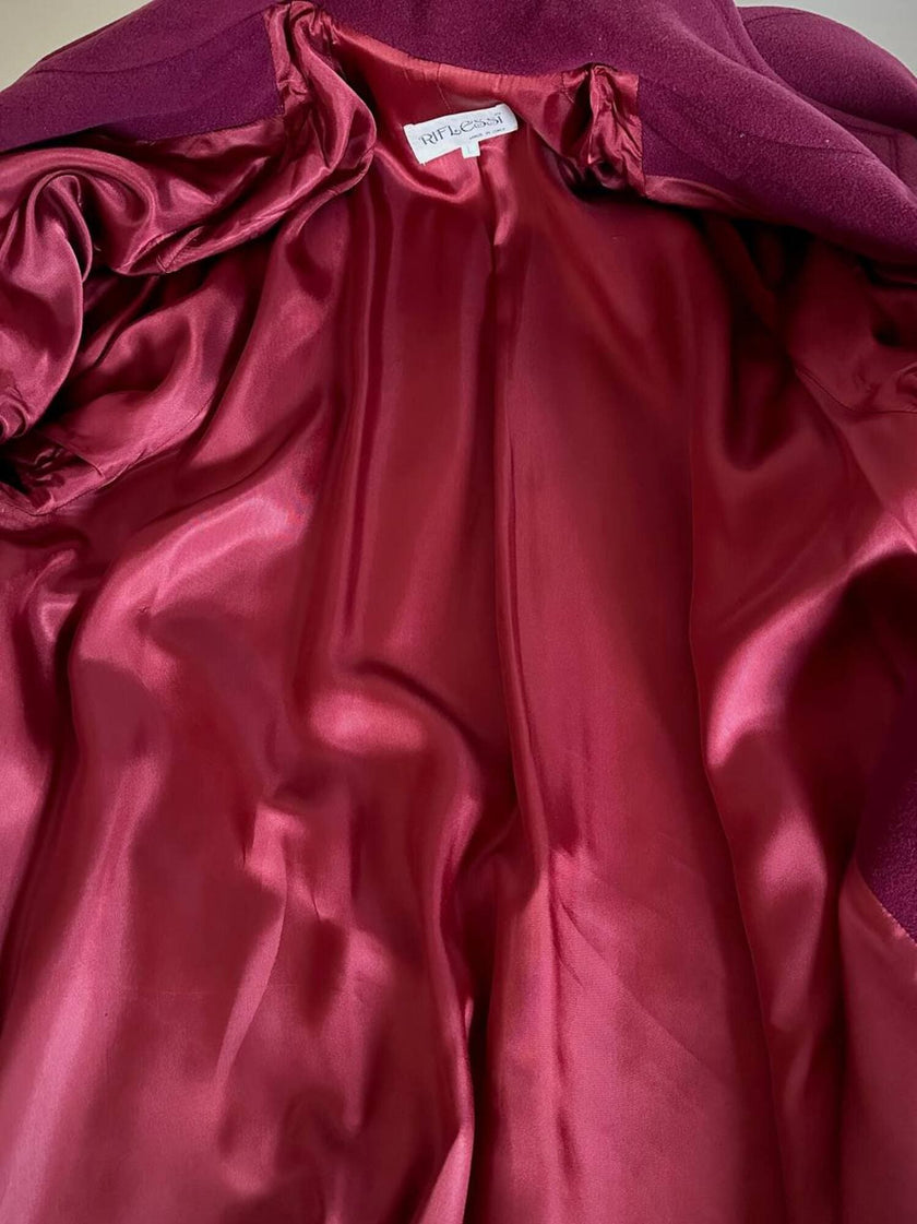 Cappotto doppiopetto oversize in lana rosso Borgogna Riflessi