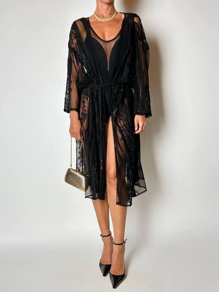 Kimono vintage in tulle nero con ricami floreali