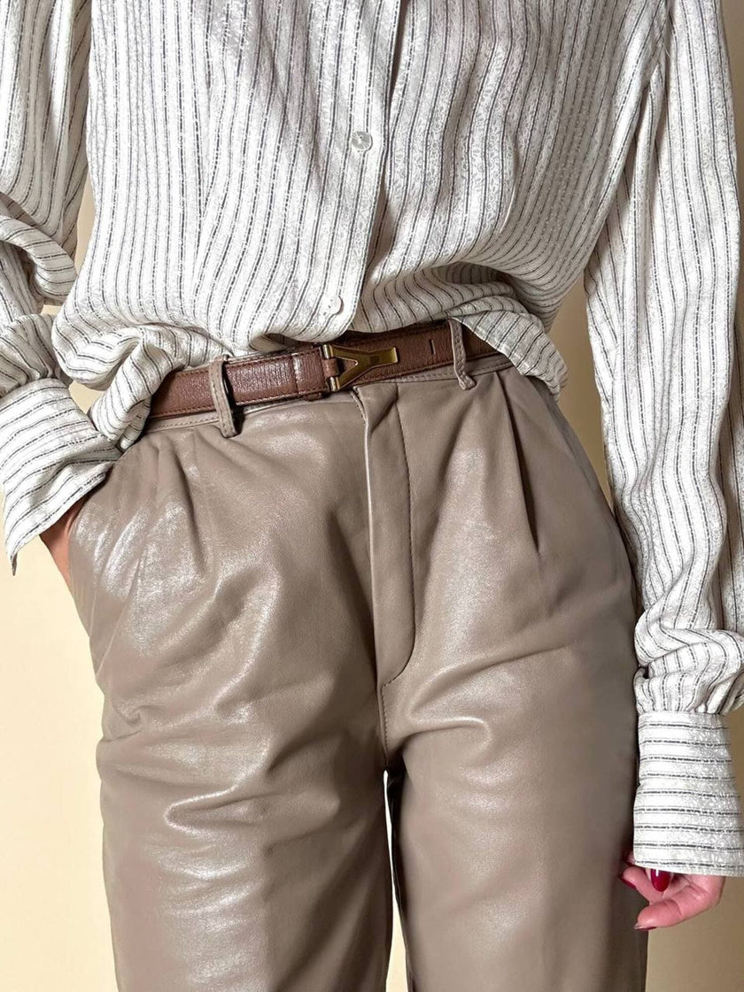 Pantalón de tiro alto de piel color crema “Grandinetti”