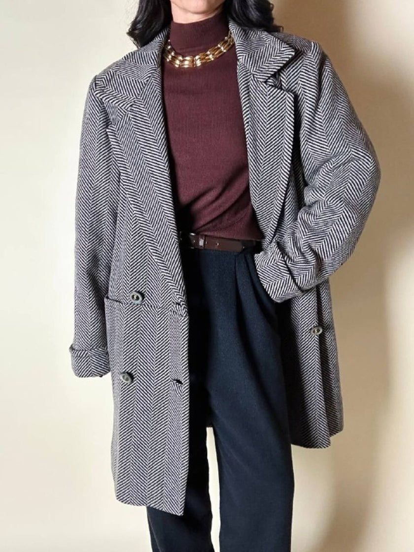 Cappotto sartoriale in lana spinata con bottoni Yves Saint Laurent