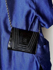 Borsa vintage Fendi con cuciture concentriche e tracolla in catena