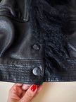 Bomber fatto a mano in pelle nera con maxi collo in mongolia