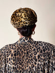 Basco in peluche leopardato “La maison de la fausse fourrure Paris”