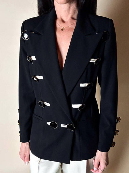 Blazer vintage Gai Mattiolo in lana nera con asole color panna e maxi bottoni gioiello