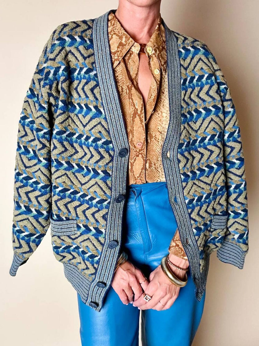 Cardigan Missoni Sport con pattern geometrico e trama tridimensionale nei toni del verde e blu